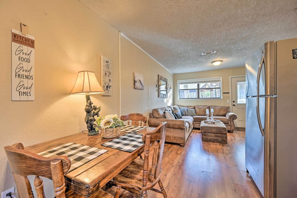 Cottage (2 Bedrooms) | Interior
