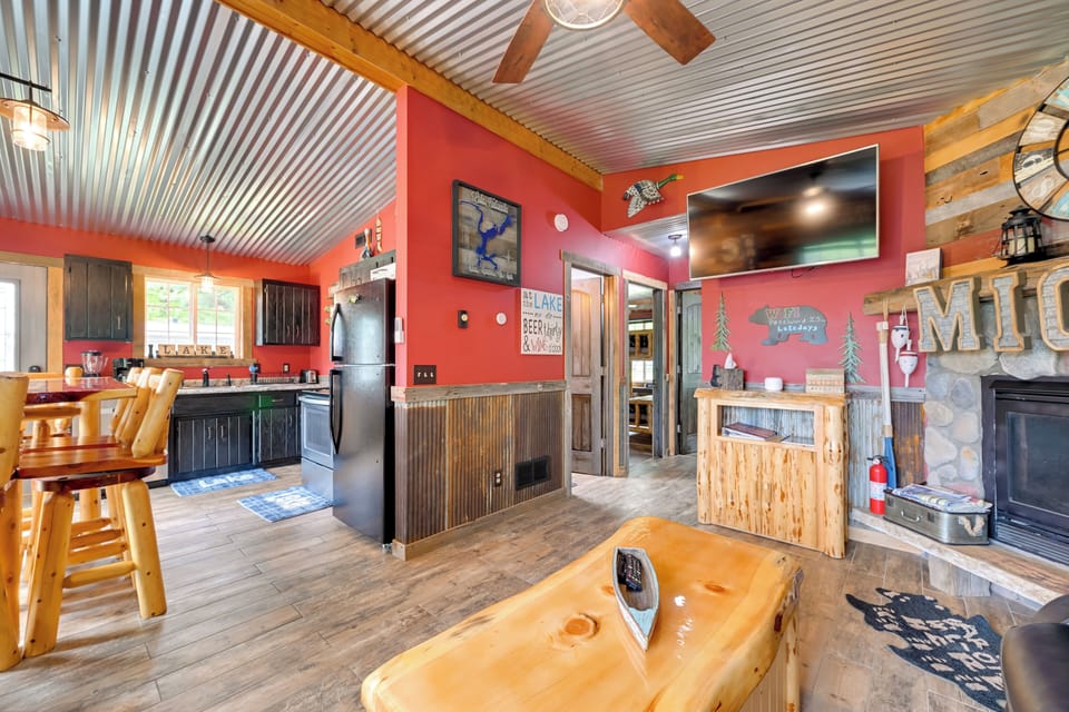 House (2 Bedrooms) | Interior