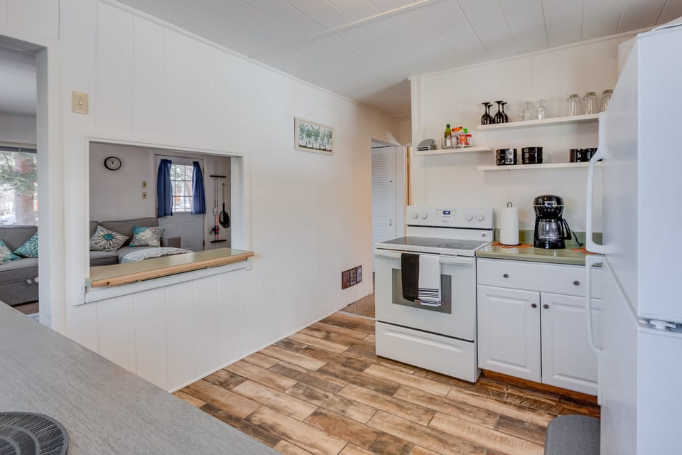 House (2 Bedrooms) | Interior