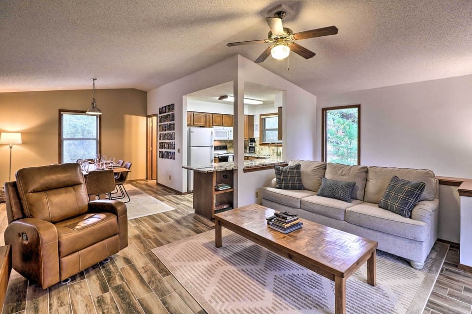 House (2 Bedrooms) | Interior