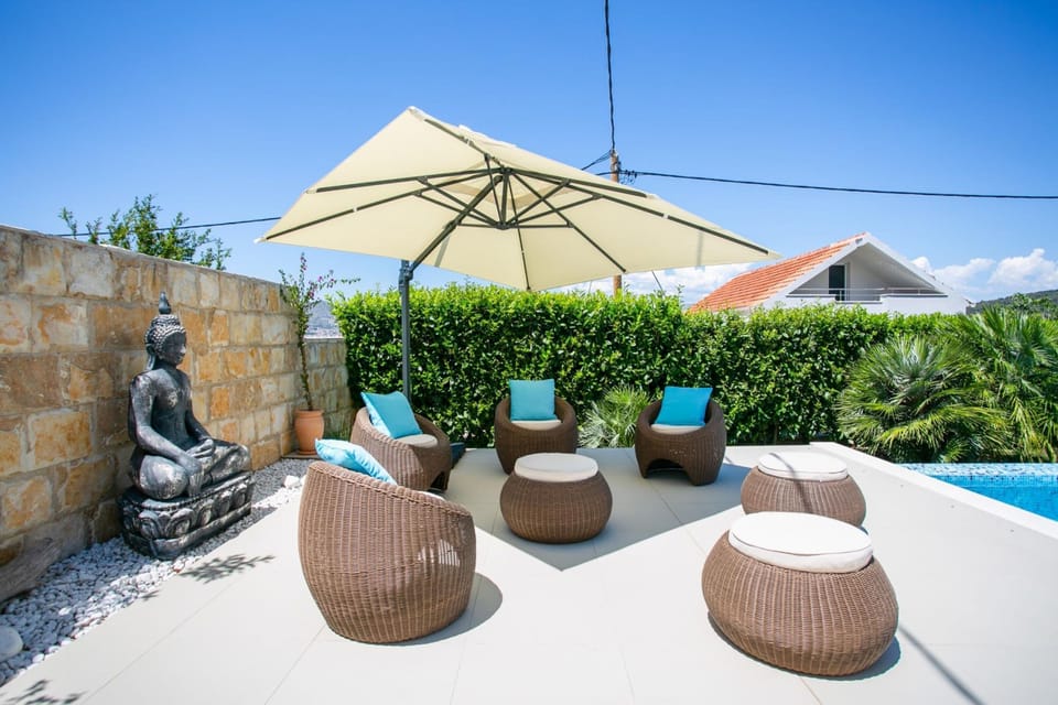 House, Smoking | 4 bedrooms, soundproofing
