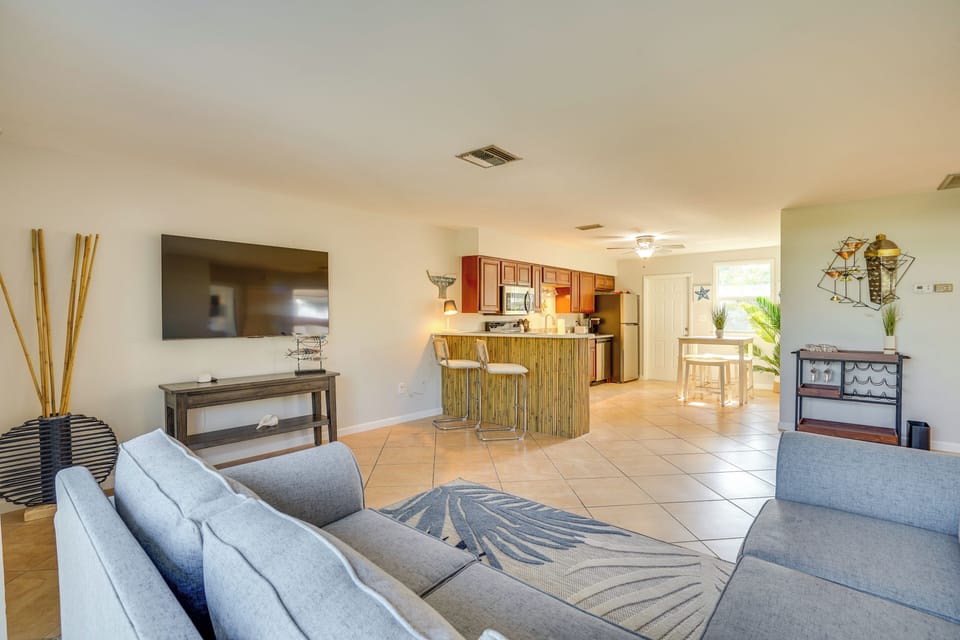 House (2 Bedrooms) | Interior
