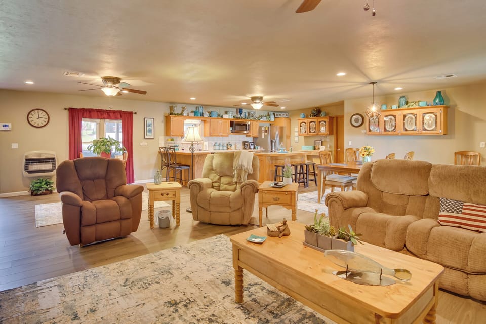 House (4 Bedrooms) | Interior