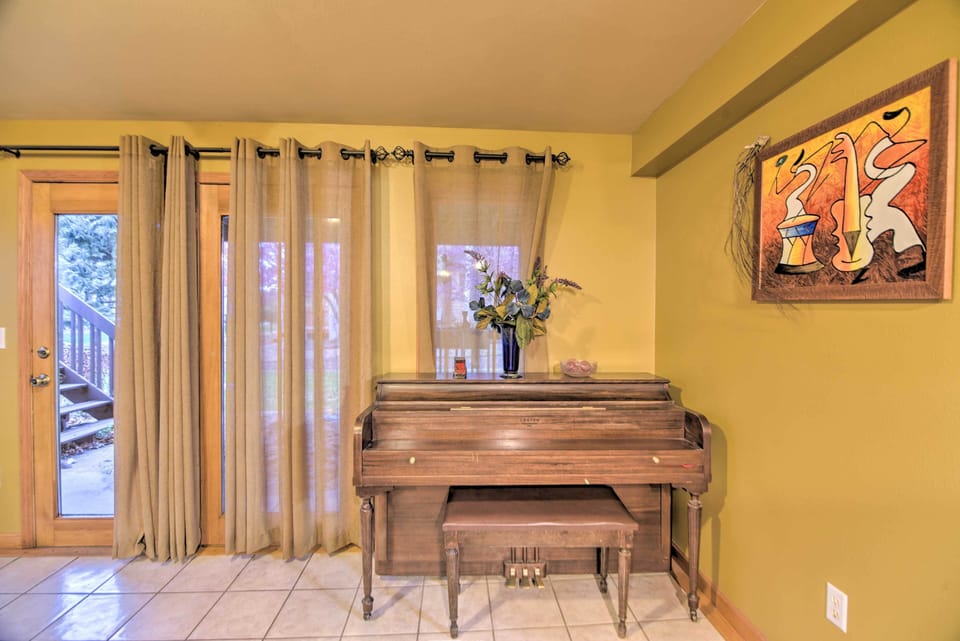 House (4 Bedrooms) | Interior