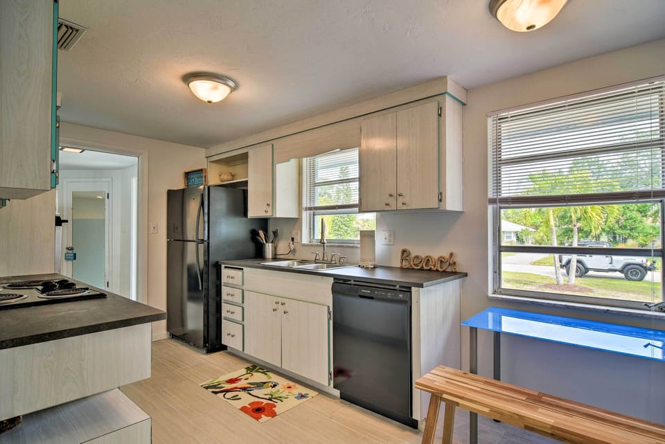 House (2 Bedrooms) | Interior