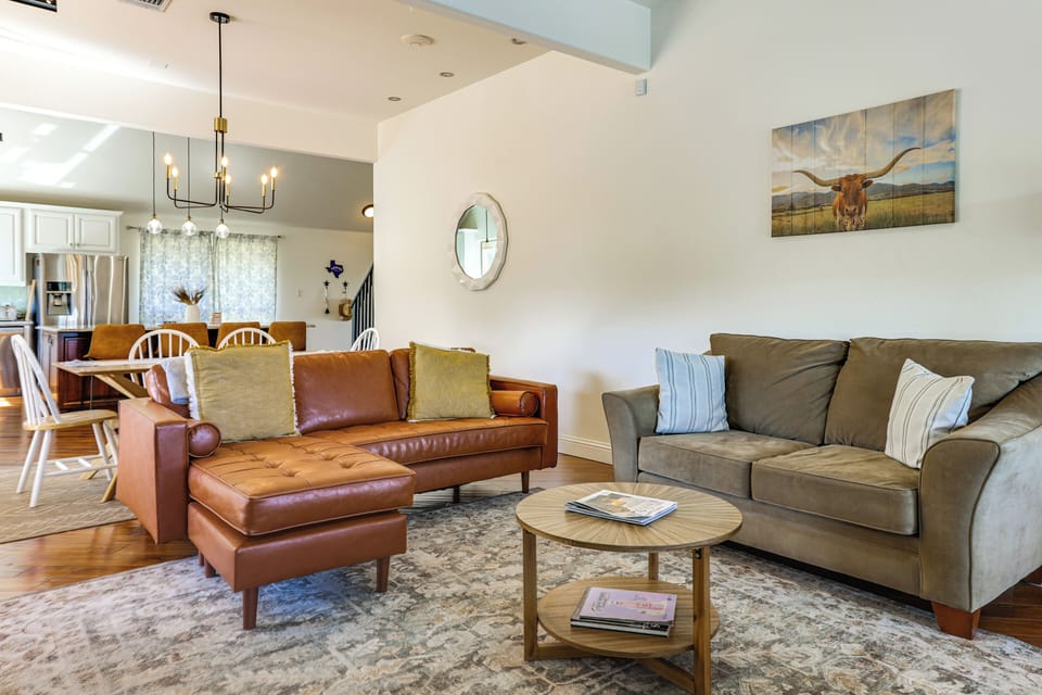 House (4 Bedrooms) | Interior