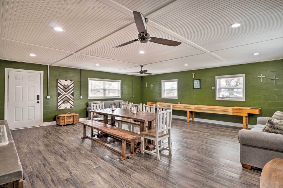 House (2 Bedrooms) | Interior