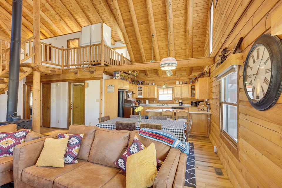 House (2 Bedrooms) | Interior