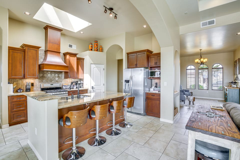 House (4 Bedrooms) | Interior