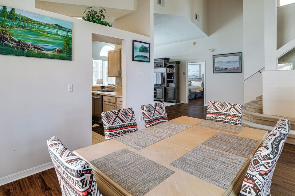 House (4 Bedrooms) | Interior