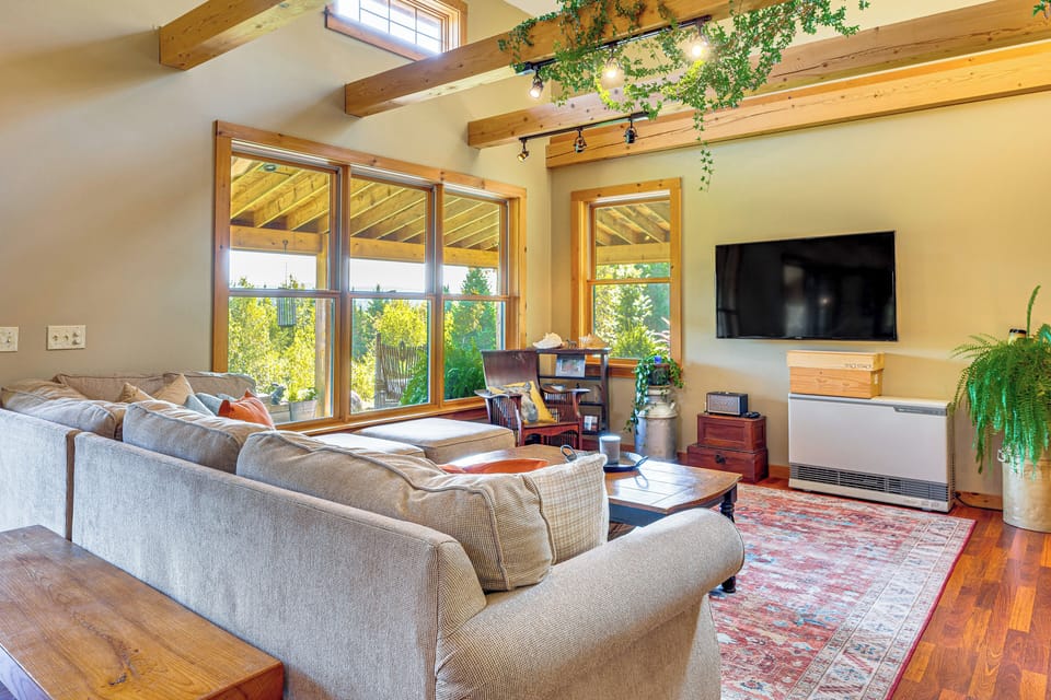 House (2 Bedrooms) | Interior