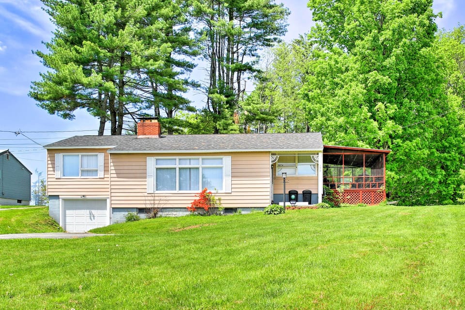 House (3 Bedrooms) | Front of property