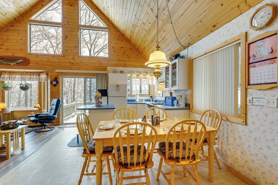 House (3 Bedrooms) | Interior