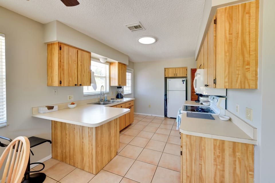 House (2 Bedrooms) | Interior