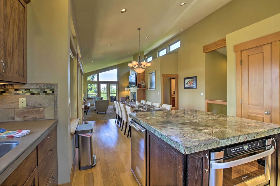House (4 Bedrooms) | Interior