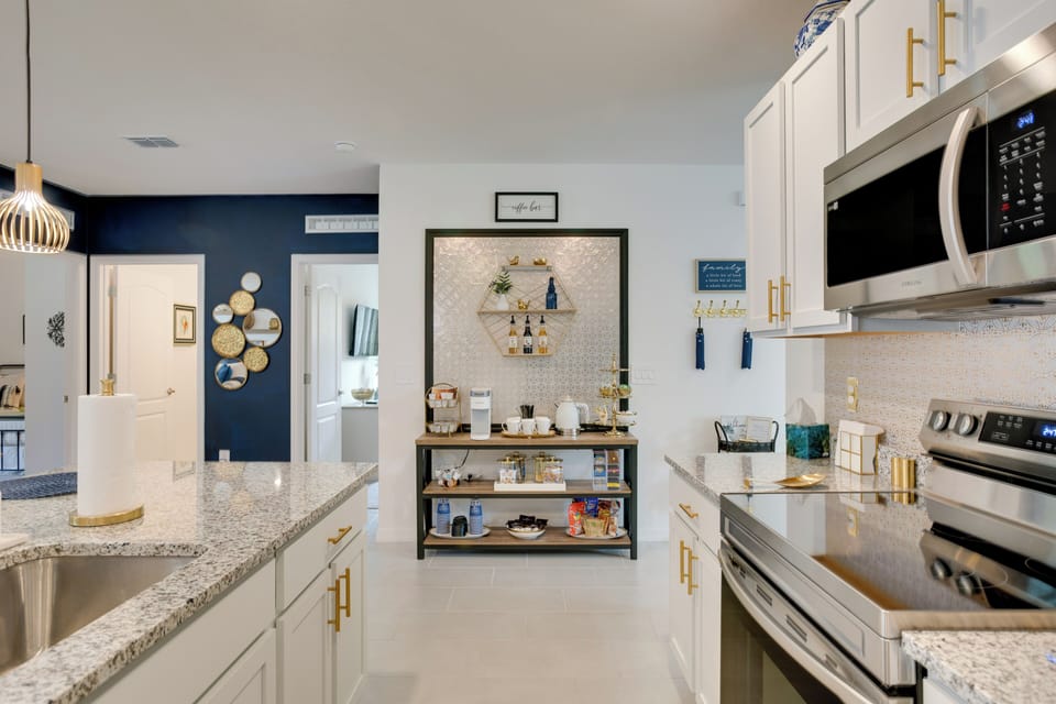House (4 Bedrooms) | Interior