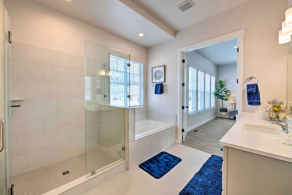 Inviting Hideout Townhome w/ Balcony & Lake Views! Apartment in Hideout
