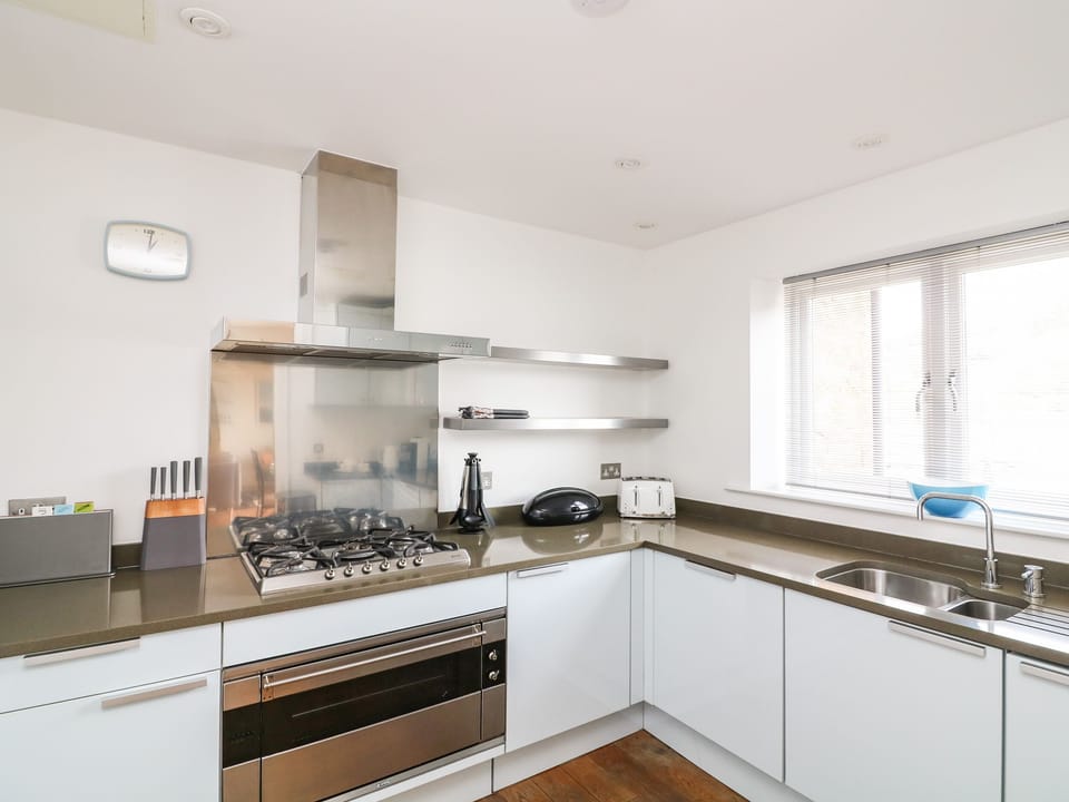 Fridge, dishwasher, electric kettle, toaster