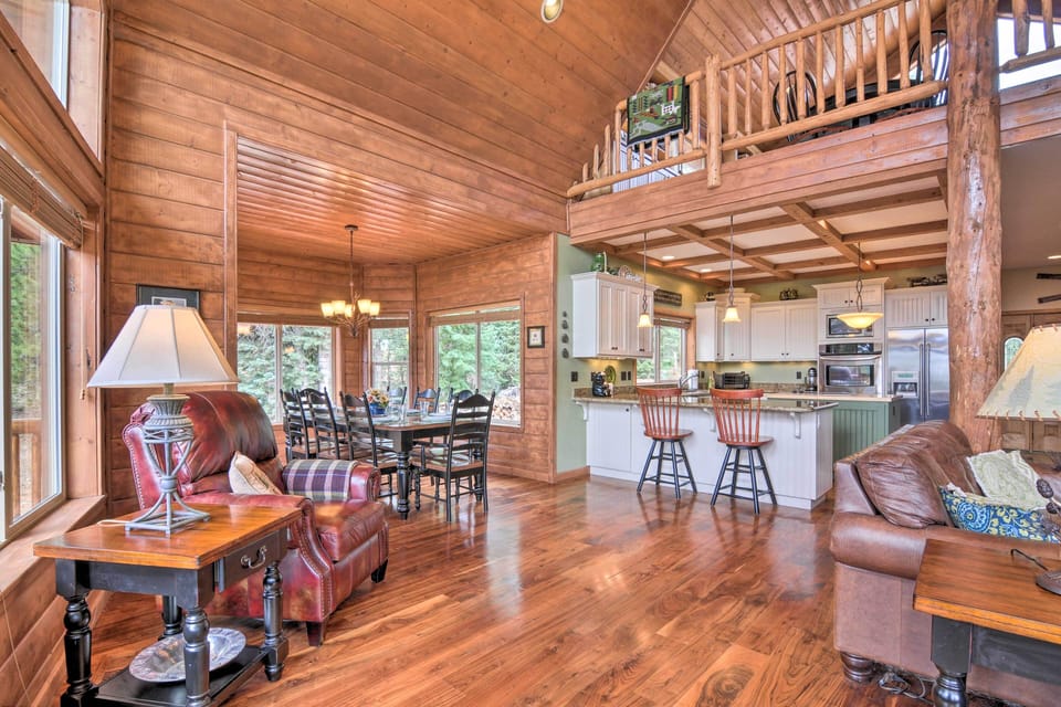House (3 Bedrooms) | Interior