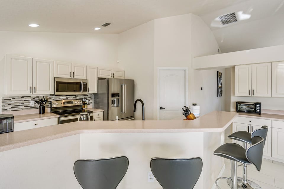 House (3 Bedrooms) | Interior