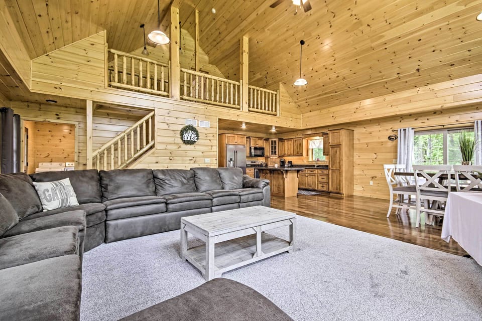 House (3 Bedrooms) | Front of property