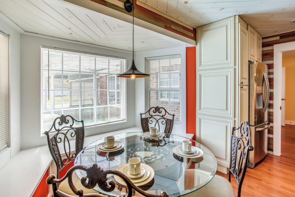 House (4 Bedrooms) | Interior