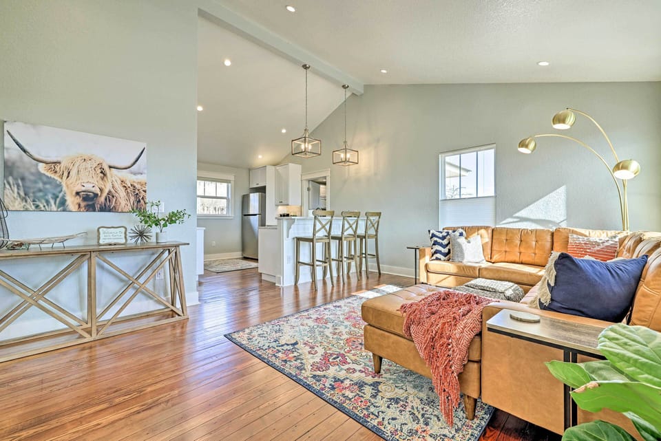 Cottage (2 Bedrooms) | Interior