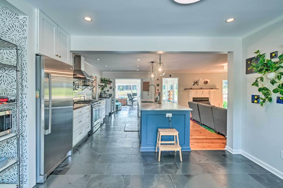 House (4 Bedrooms) | Interior