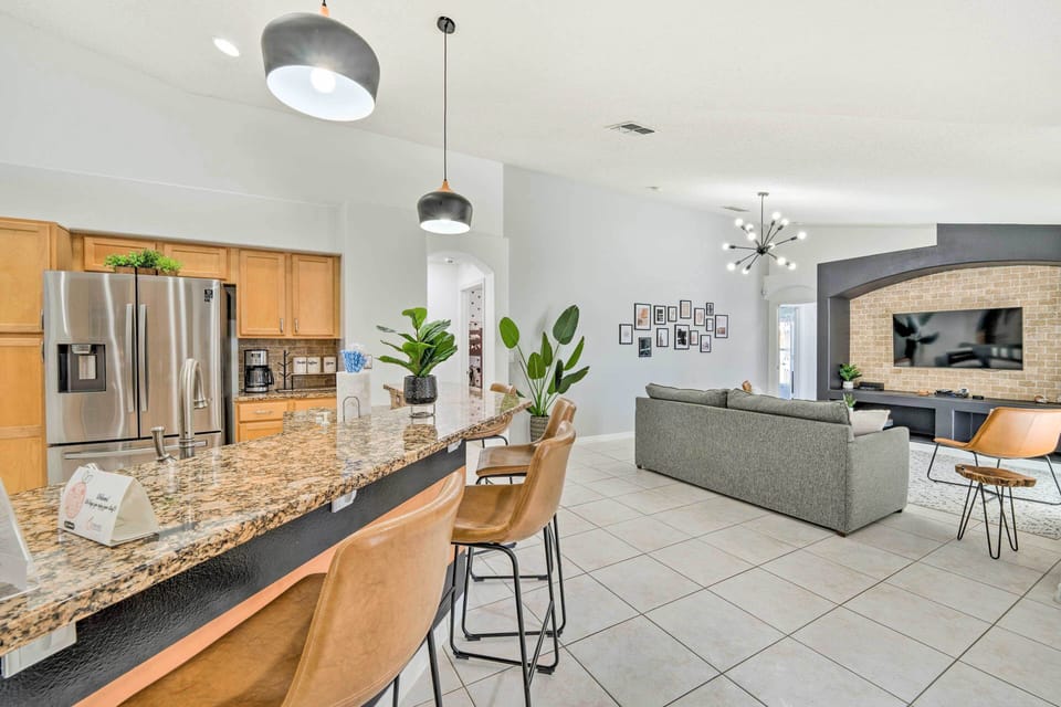 House (4 Bedrooms) | Interior