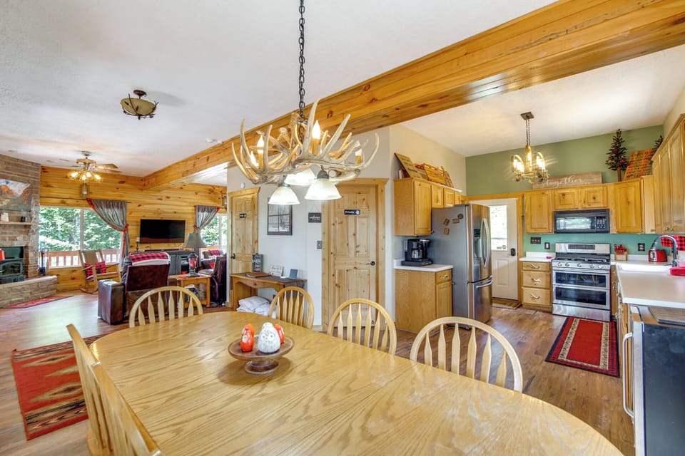 House (3 Bedrooms) | Interior