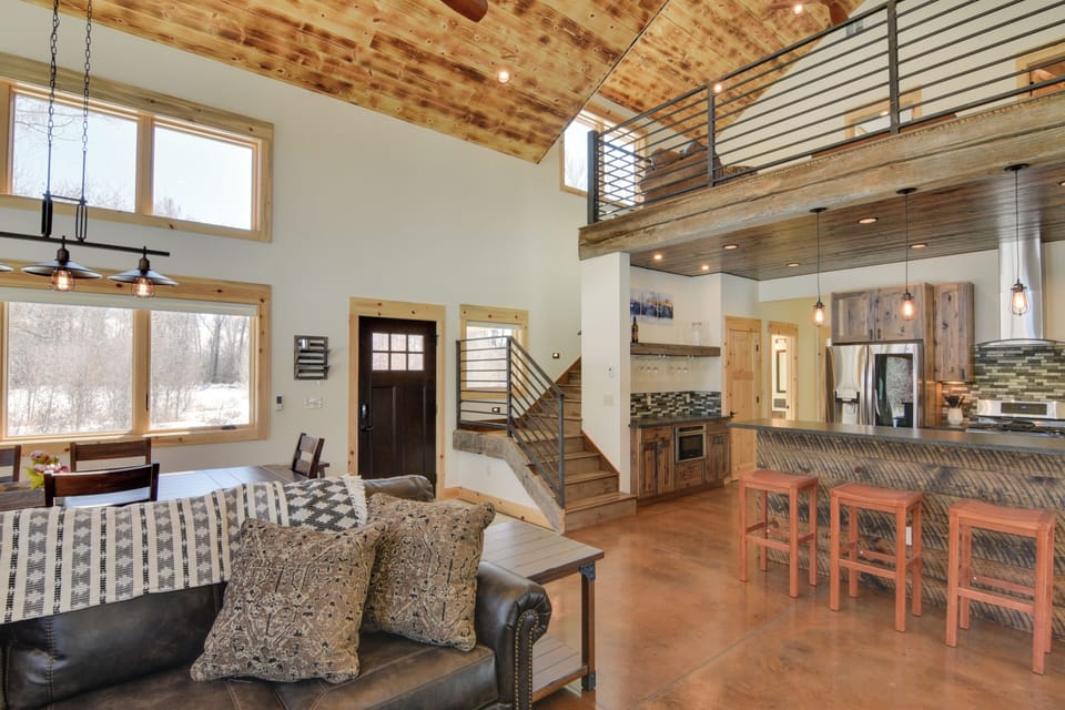 House (3 Bedrooms) | Interior