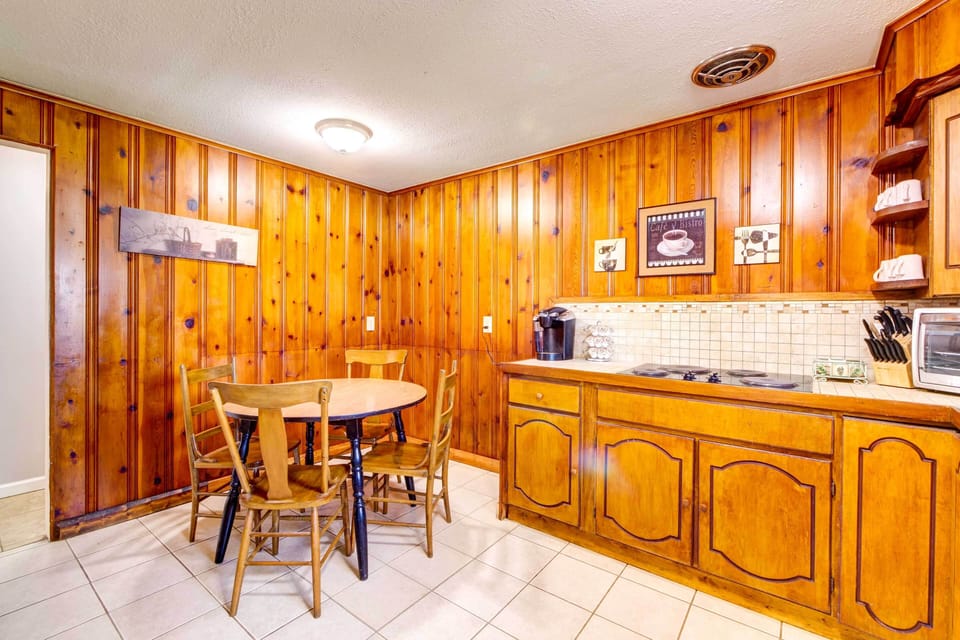 Cottage (3 Bedrooms) | Interior