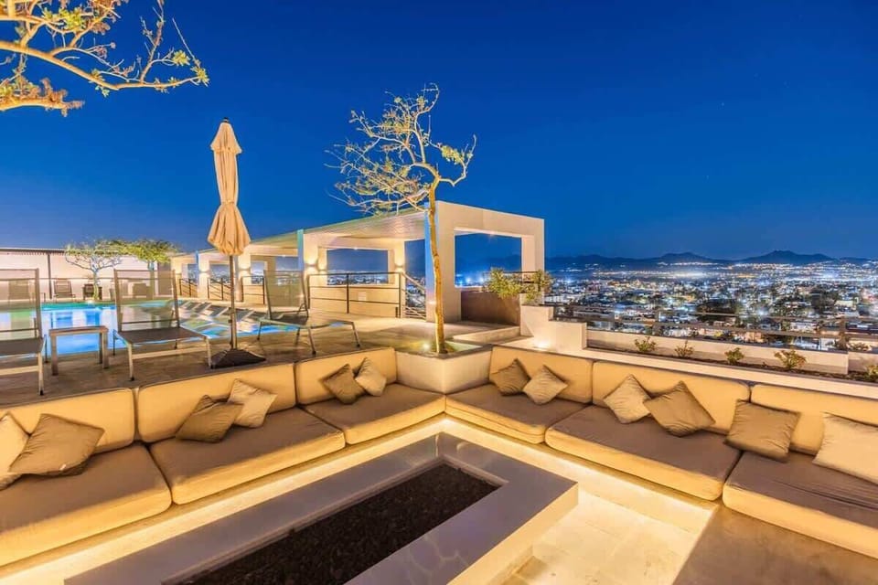 Enjoy a relaxing time at the comunal firepit 