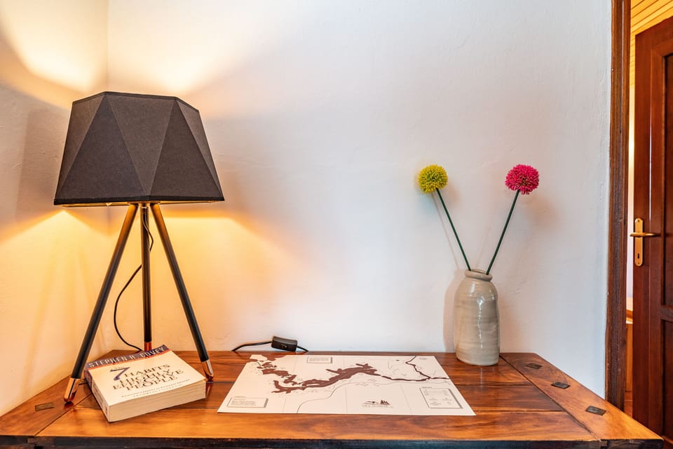 Comfort Apartment | Desk, iron/ironing board, free WiFi