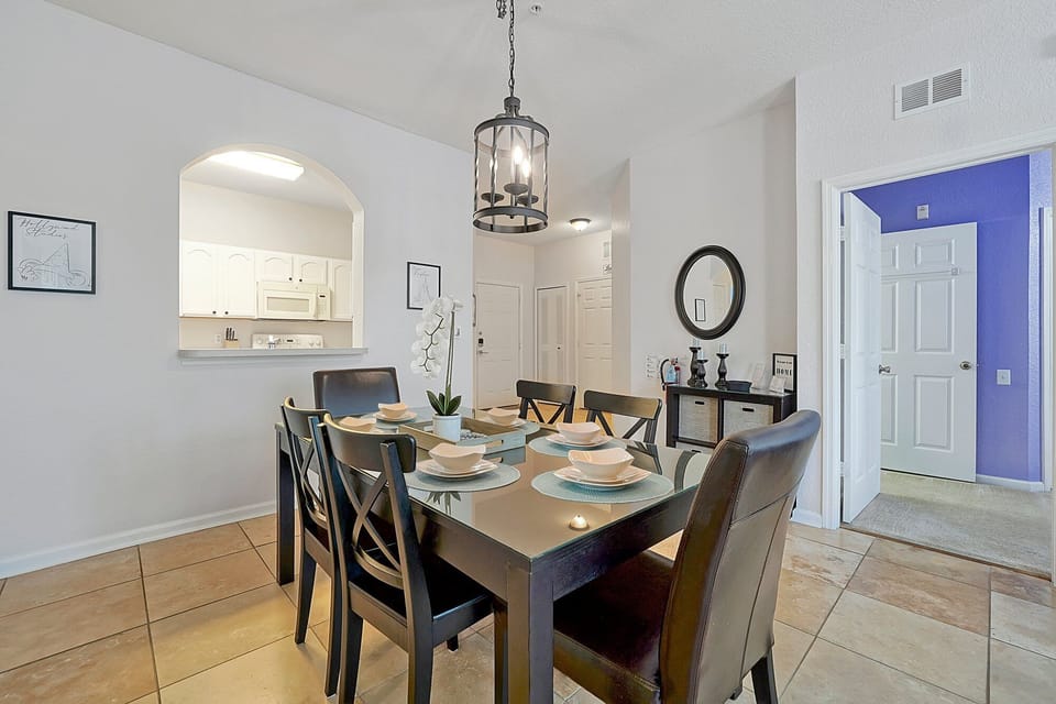 Perfect space for memorable family meals and laughter with loved ones!
