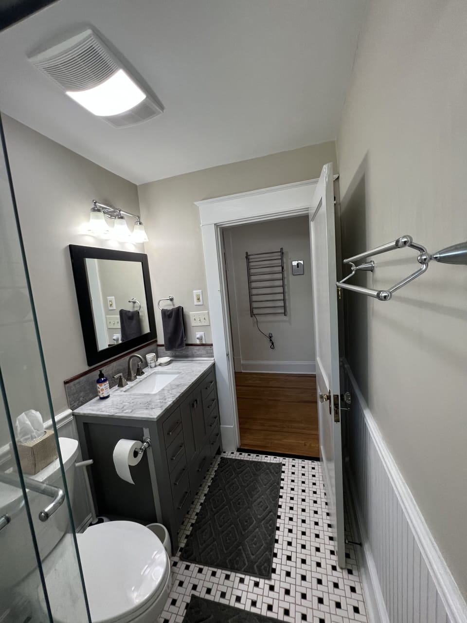Upstairs bathroom