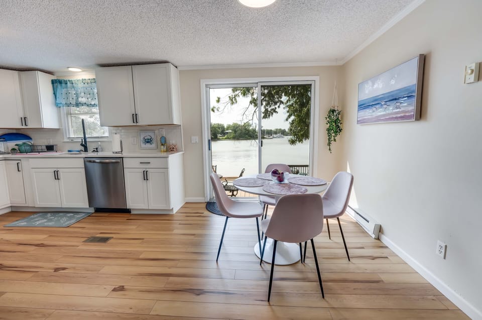 Dining area overlooks the water!