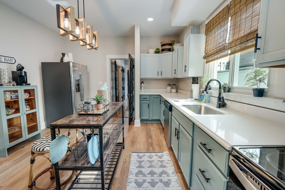 Large fully stocked kitchen