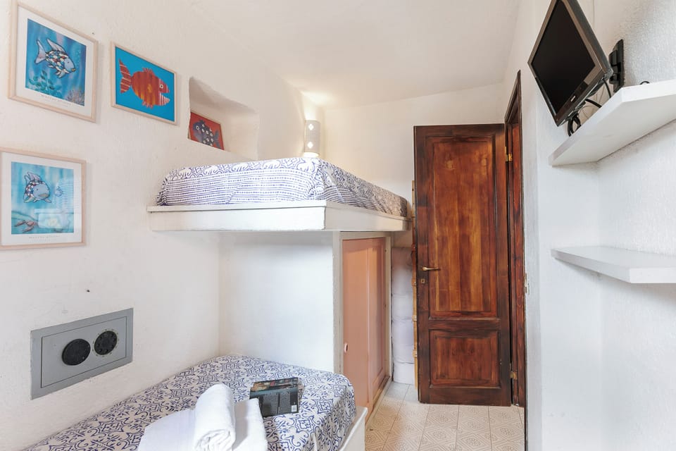 Second bedroom