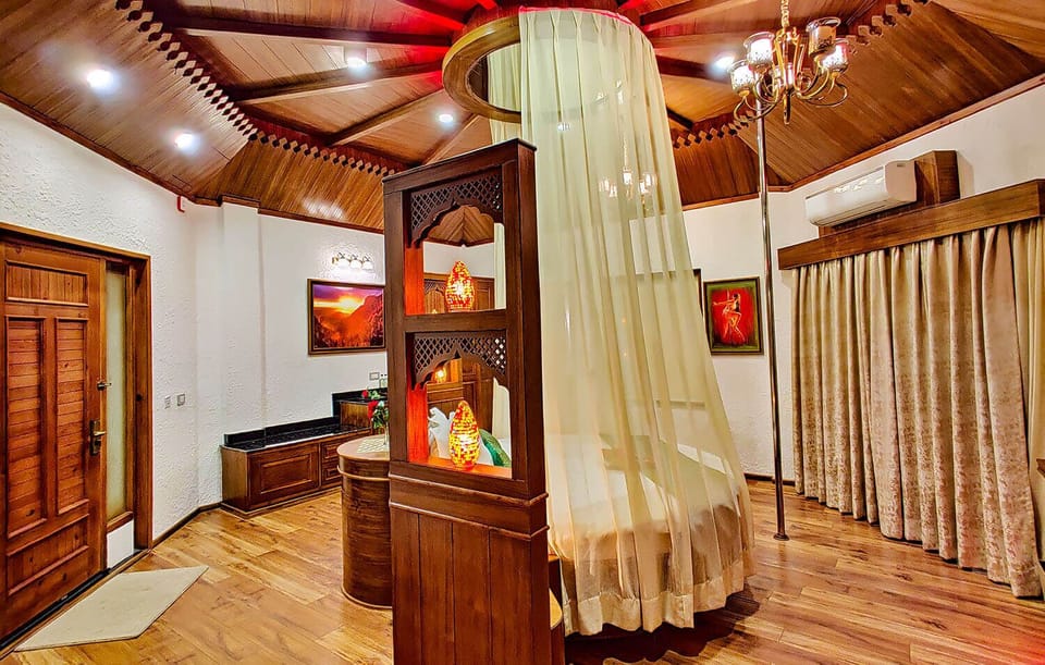 Chatarbhuja Luxury | Individually furnished, free WiFi