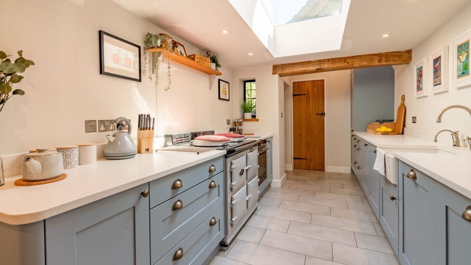 Kitchen/Diner, Stone Cottage, Bolthole Retreats