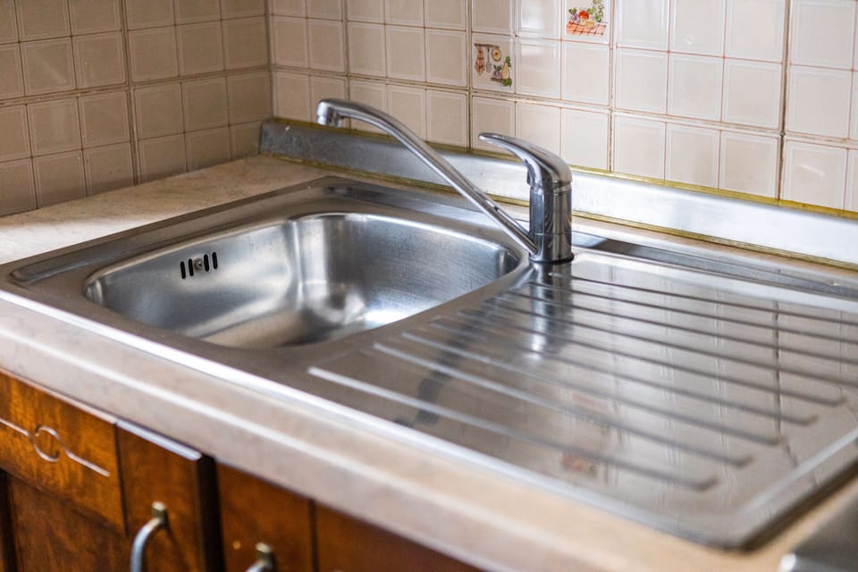 Basic Apartment | Private kitchen | Espresso maker, full-size fridge, oven, dishwasher