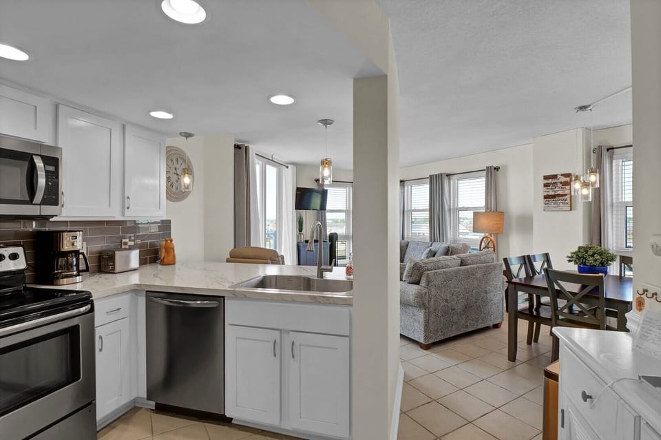 Kitchen & Living Room