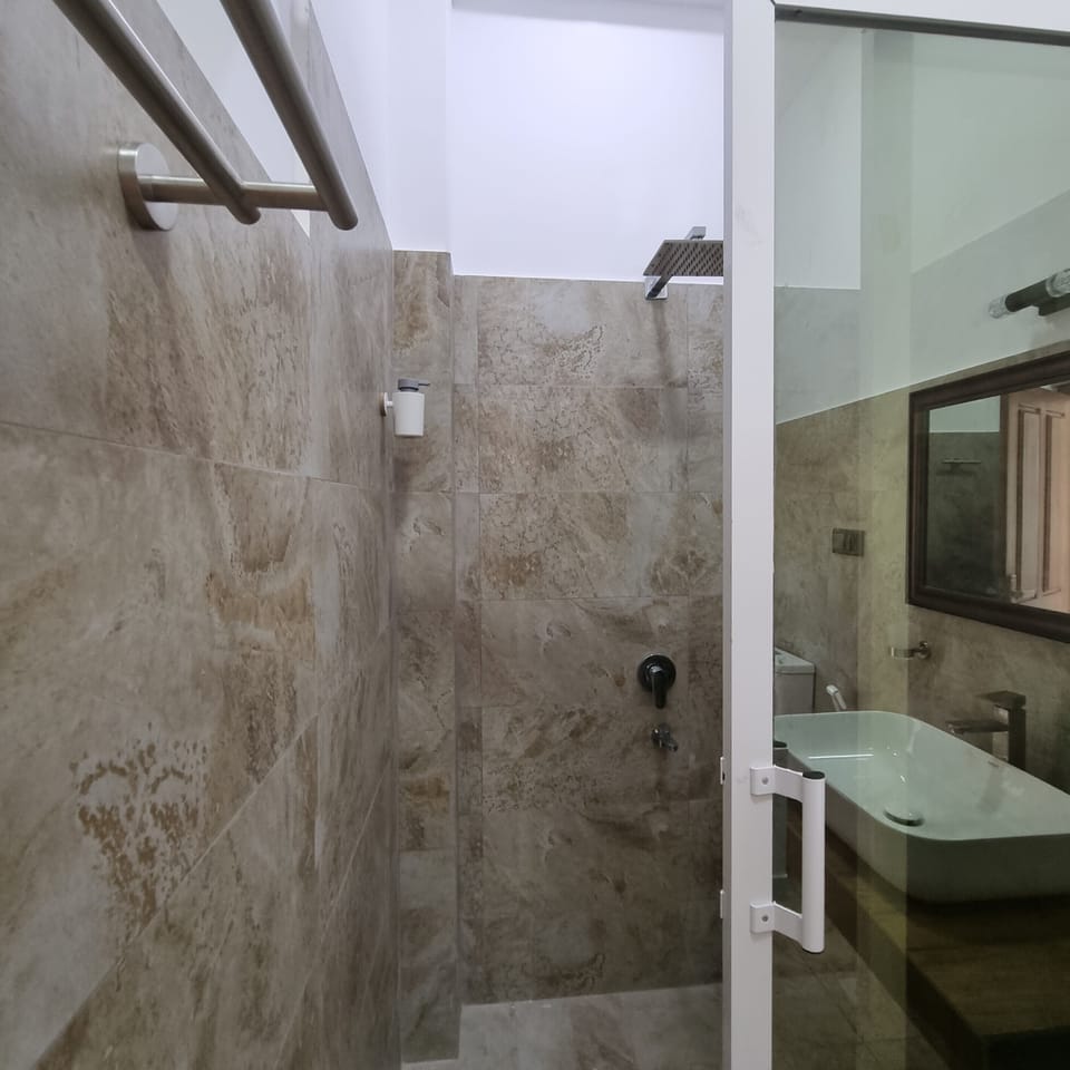 Comfort Triple Room, Ocean View, Beachside | Bathroom | Shower, free toiletries, towels