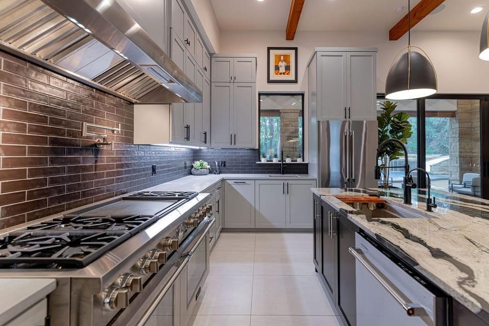 Kitchen Area - Walker Luxury Vacation Rentals