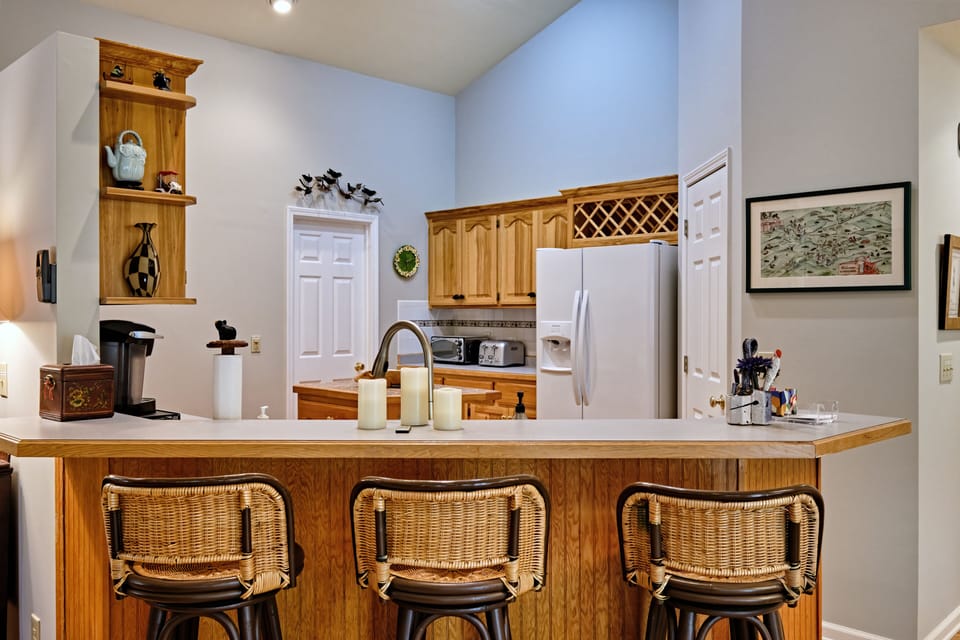 Bar/Kitchen