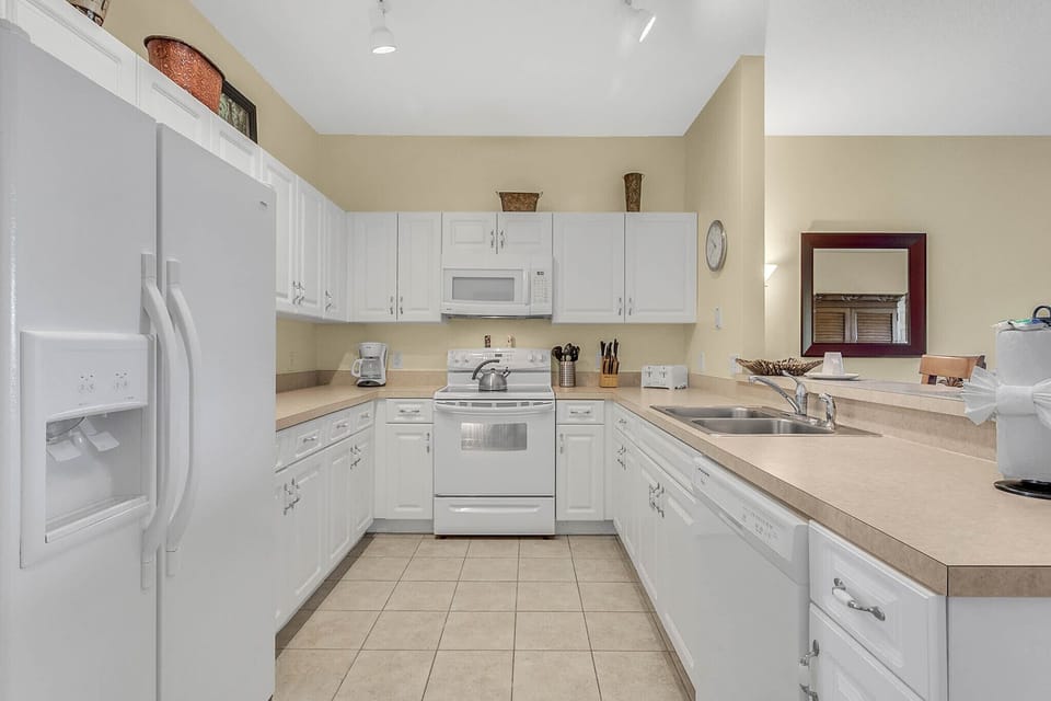 Fully equipped kitchen
