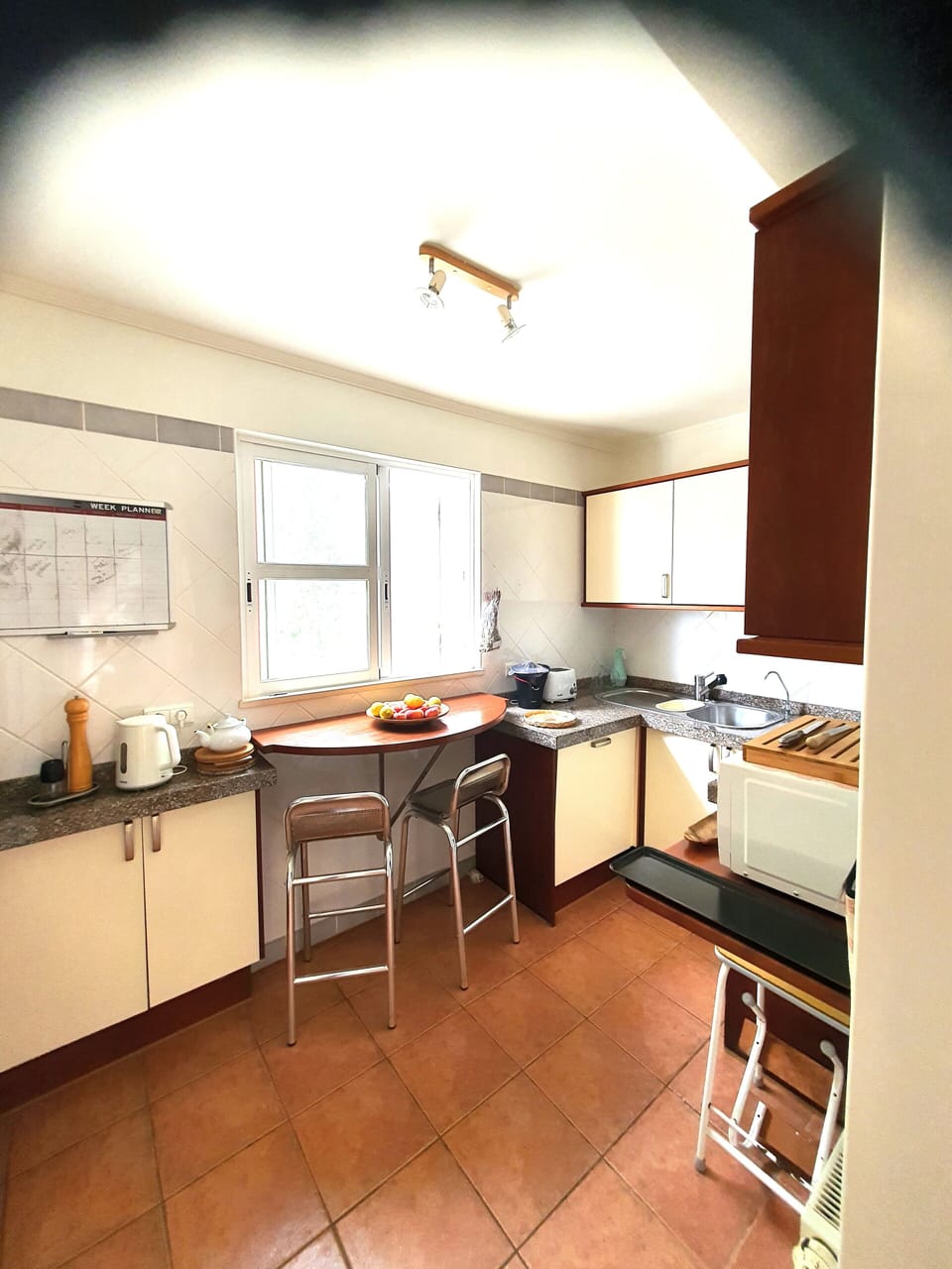 Equipped Kitchen / downstairs floor - Galé Beach Street Apartment