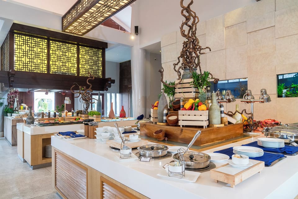 Breakfast buffet