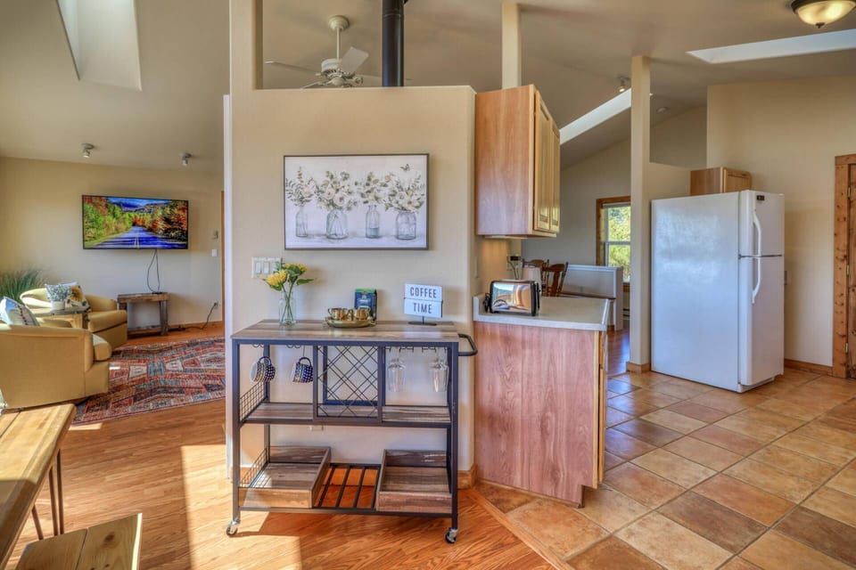 Fully equipped kitchen and dining spaces, make Siera Vista easy to entertain and relax in. A gas grill is also provided.